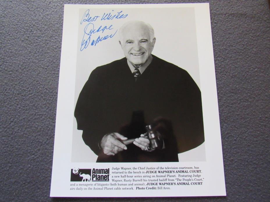 Judge Wapner 8x10 B&W Photo Judge Wapner Animal Court Blue Ink Autograph w/COA