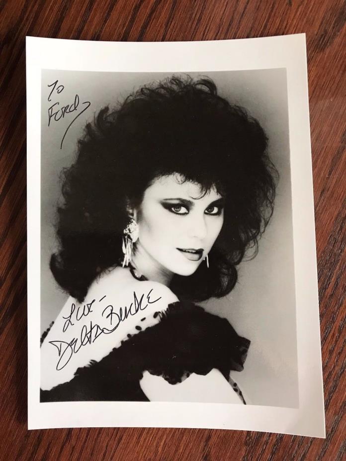 Delta Burke, Signed 5 x 7 B&W Photo, Designing Women