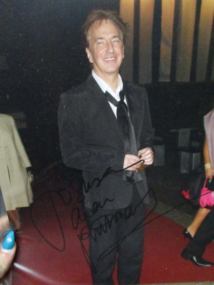 ALAN RICKMAN AUTOGRAPHED PHOTO