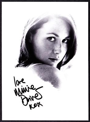 Minnie Driver - Signed B&W Photo Autograph Reprint