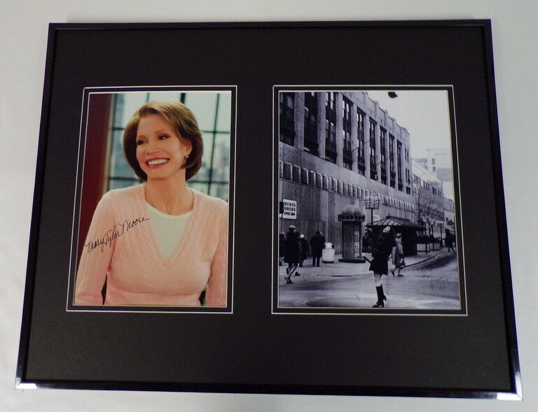 Mary Tyler Moore Facsimile Signed Framed 16x20 Photo Display