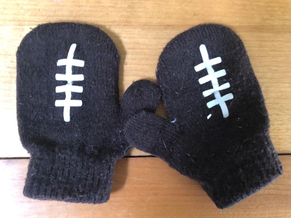3we21Infant brown football mittens