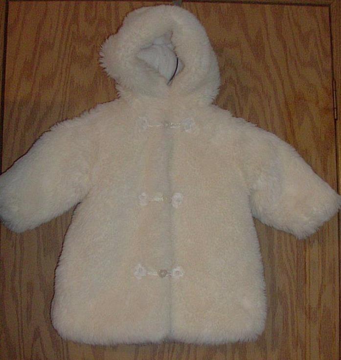 Baby Infant Girls Hooded White False Fur Winter Coat Size 24 months