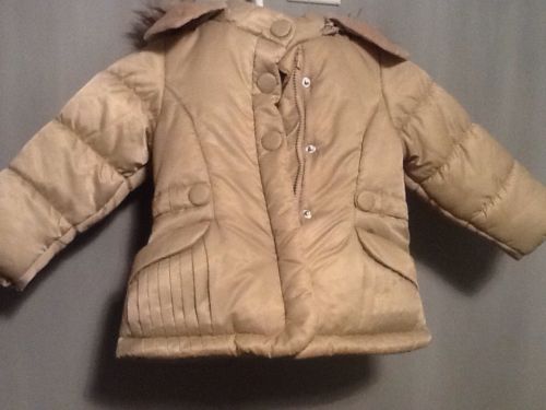 Toddler Baby Girl 4t Winter Coat Warm With Hood Beige Looks Brand New