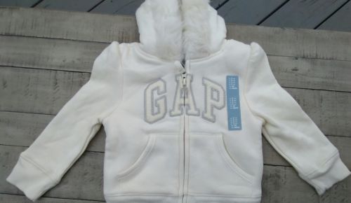 new girls baby gap 2 yrs sweater/ jacket  hooded faux fur off white