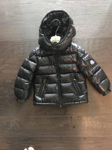 Unisex Black Moncler Puffer Coat Size 3T