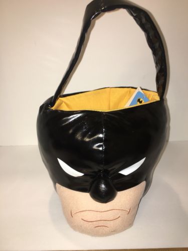 New with Tags Batman Halloween Trick or Treat Or Easter Plush Bucket Bag Basket