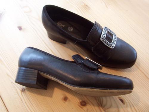 SIZE 32 NORWEGIAN  LEATHER ADULT/TEEN  BUNAD SHOES FROM NORWAY FOLKLORE