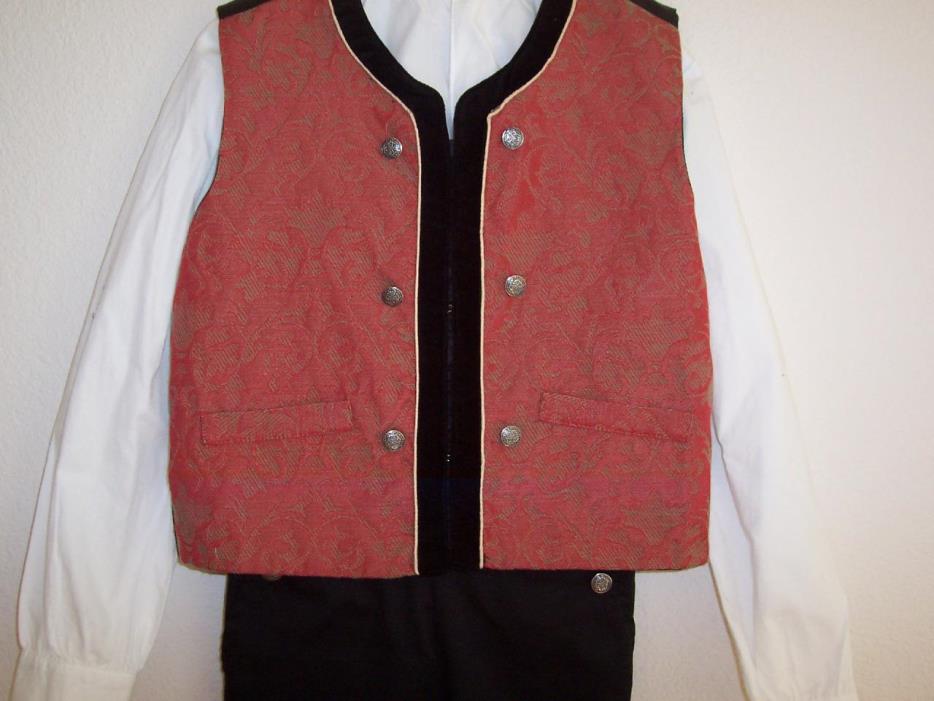 EU140 10 YRS NORWEGIAN SALMON RUST & GREEN BOYS BUNAD FESTDRAKT FROM NORWAY