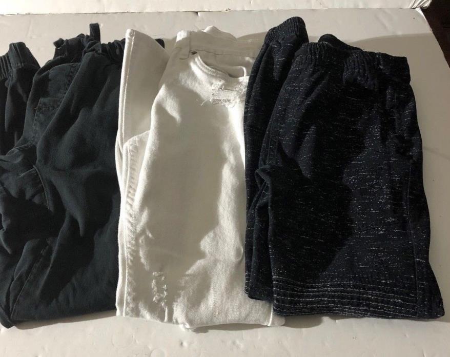 Lot Of 3 Boys Levis Jeans and joggers  boys 12