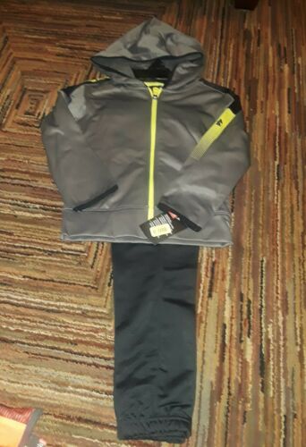 NWT UNDER ARMOUR BOYS 2 PIECE ZIP UP JACKET SWEATPANTS SET GRAY