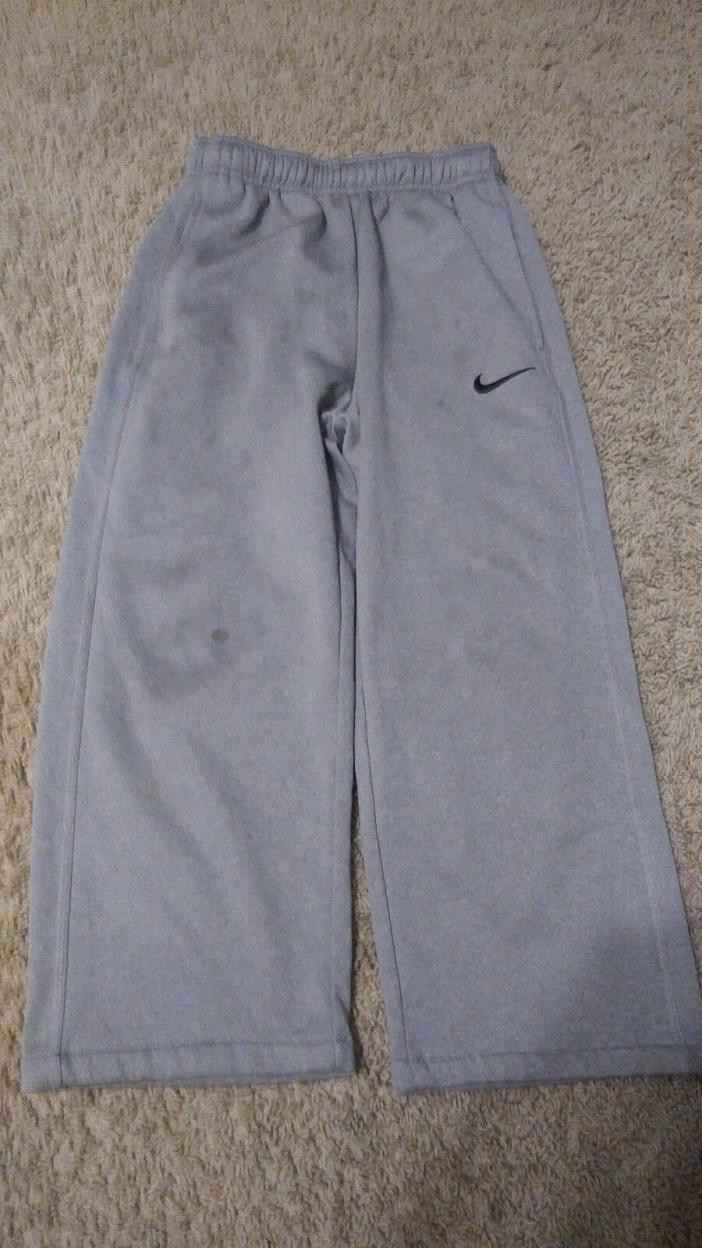 Boys Nike Therma-Fit Athletic Pants Size L Gray Pockets Black Swoosh Logo *READ*