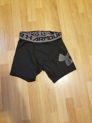 UNDER ARMOUR COMPRESSION SHORTS BOYS YOUTH SMALL BLACK