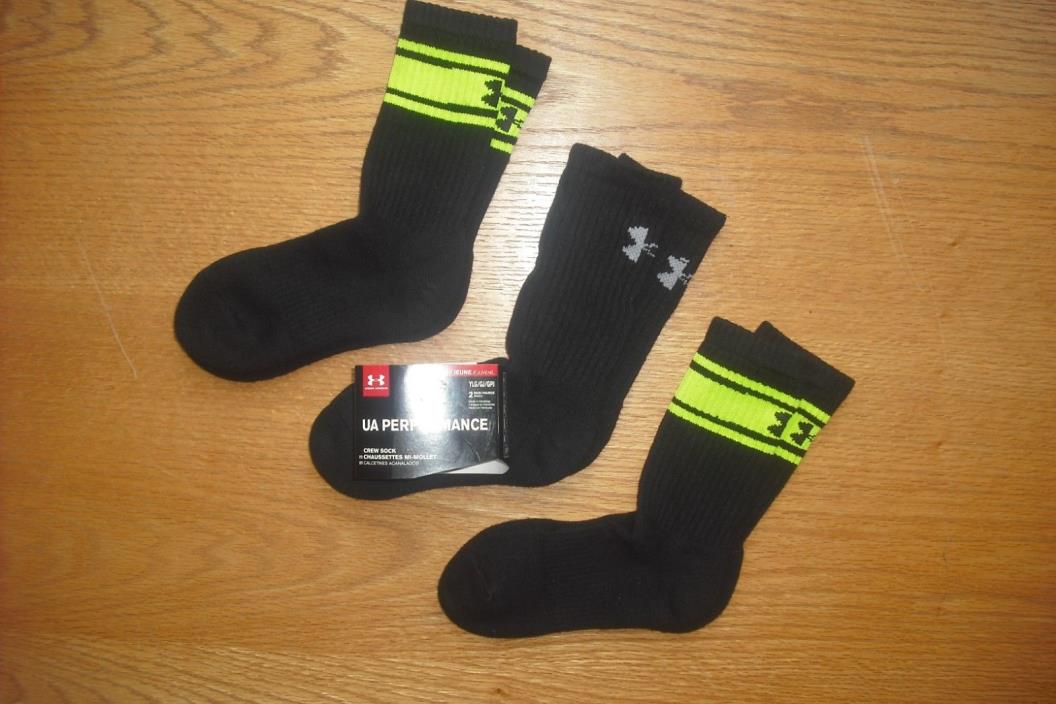 Boys NWT UNDER ARMOUR Crew Socks 3prs Black Green Cotton Ages 7-10 SO USEFUL!