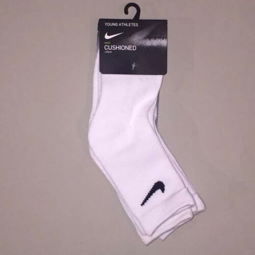 Boys Nike Athletic Crew Socks Fits Shoe 13C - 3Y Nwt 3 pairs White