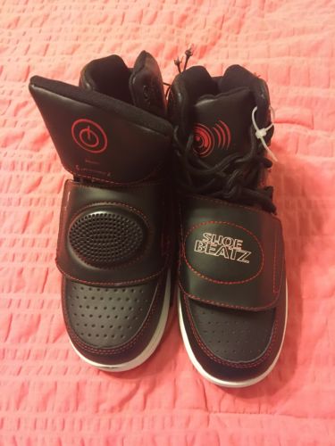 Shoe Beatz Boys Sneakers Size 5 Bluetooth Speaker Rechargeable Wireless Black