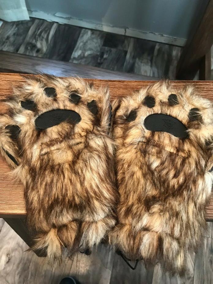 Bear Hands & Buddies Adult Chewie Faux Fur Mittens Size Large