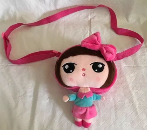 PLUSH PINK DOLLY PURSE FOR LITTLE GIRLS ZIPS  ADJUSTABLE STRAP CUTE!