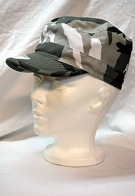 New gi cap gray, black, white camo size small (refbox#60)