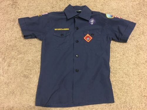 Official Cub Scouts Of America Uniform Shirt Short Sleeve BSA Boys Medium