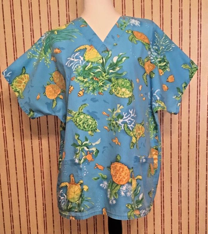 Women’s Scrub Top Size Large Blue/ Green With Turtle Sea Print 2 Pockets Cotton