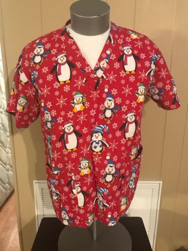 Peppermint Scrub Top EUC Ready To Wear Size Large Penguins With Pockets