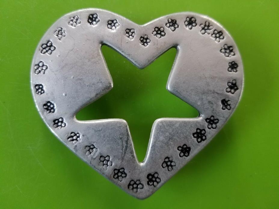 Silvertone Heart Belt Buckle with Cut Out 5 Point Star and Flower Border