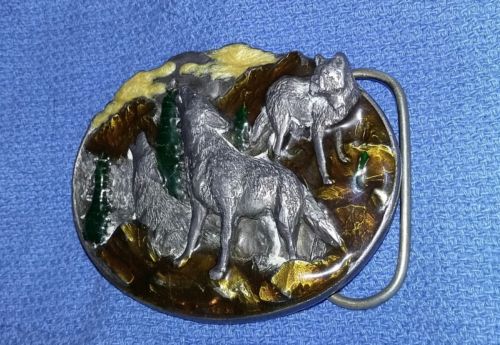 Howling Wolves Pewter Belt Buckle