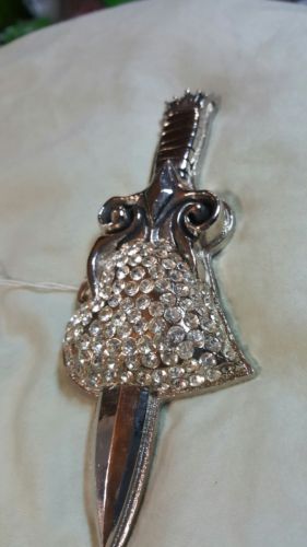 SILVER STAR BUCK BLACK DAGGER THRU HEART RHINESTONES BELT BUCKLE
