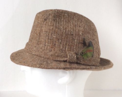 Kangol Design Rumpled Brown Fedora Hat Nice Feather Size Medium