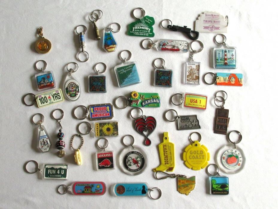 Vtg 30+ Keychain Lot Souvenir Key Ring Chain Casino Travel States Metal Acrylic