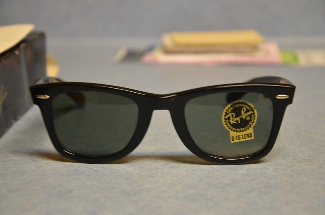 Vintage Mint  Black Ray Ban Wayfarer II Sunglasses, Warranty and  Original Box