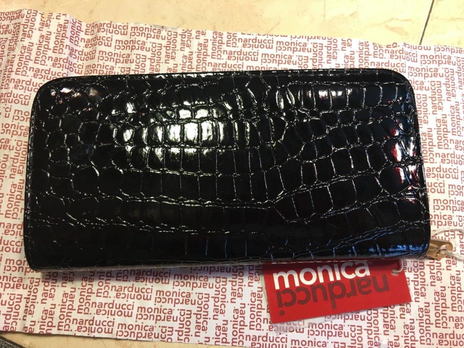 Monica Narducci Women's Black Wallet Zip-Around Size: 8.5