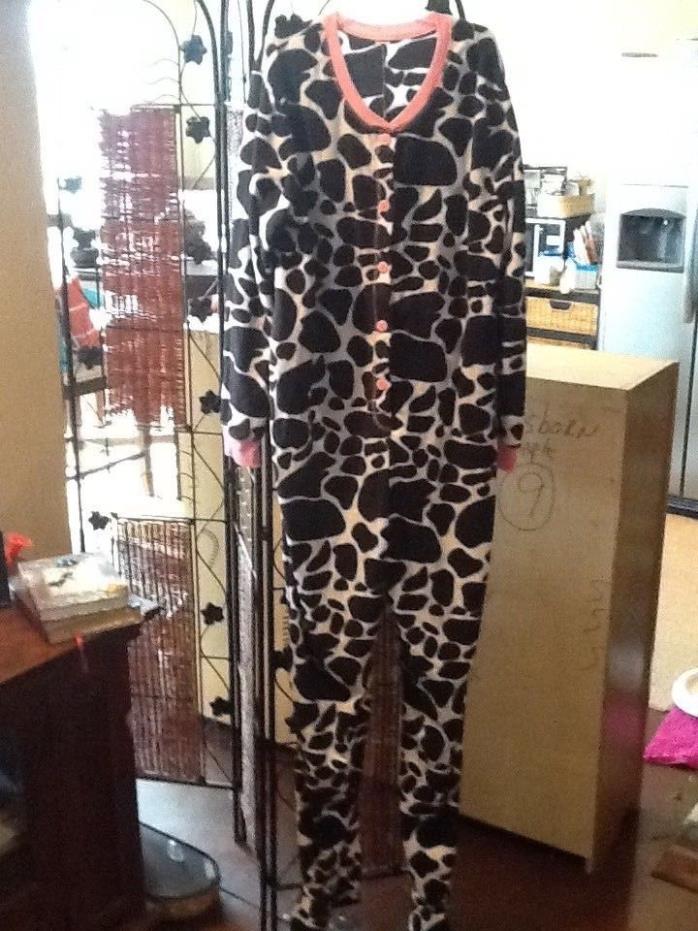 One piece cow pajamas, size large, new