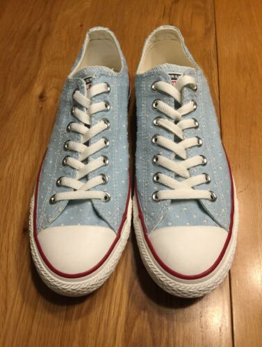 Converse Chuck Taylor All Star Low Blue Star Cut Out Size 8.5M 10.5W (160516F)
