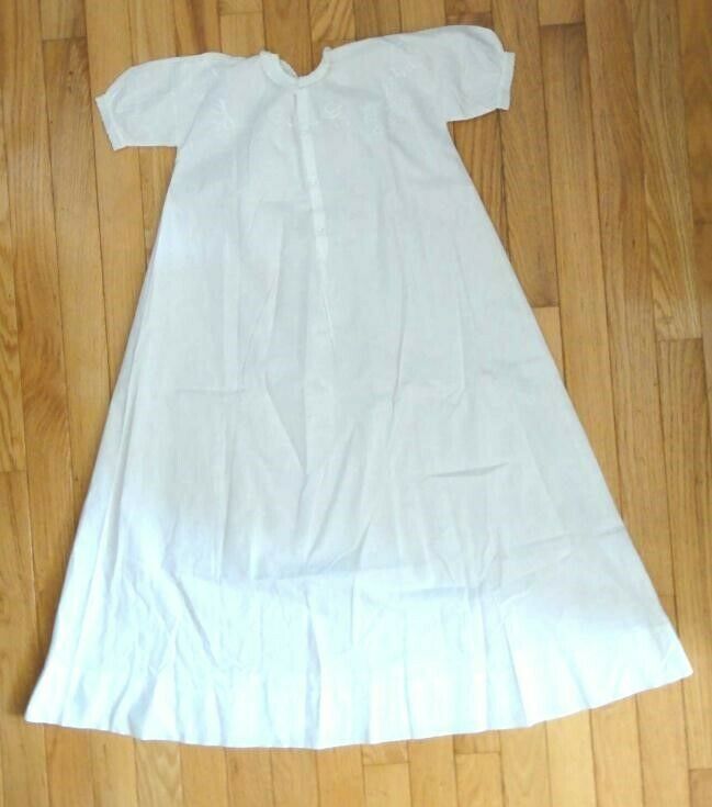 c1900 antique BABY CHRISTENING/BAPTISM DRESS LINEN EMBROIDERED w/LACE