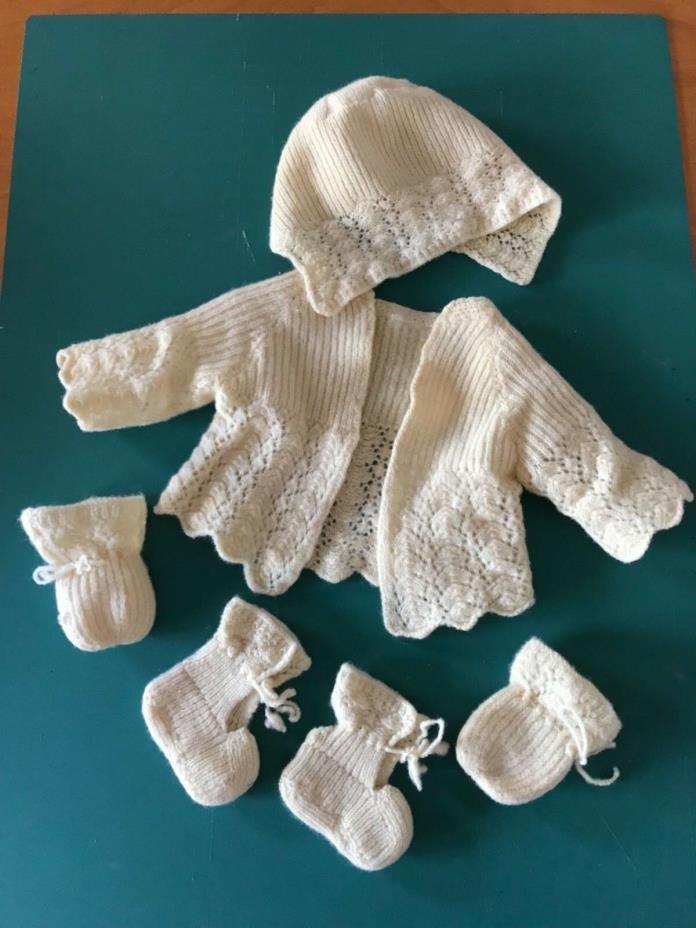 Vintage mid 1940s hand knit baby/doll sweater hat mitten booties cream