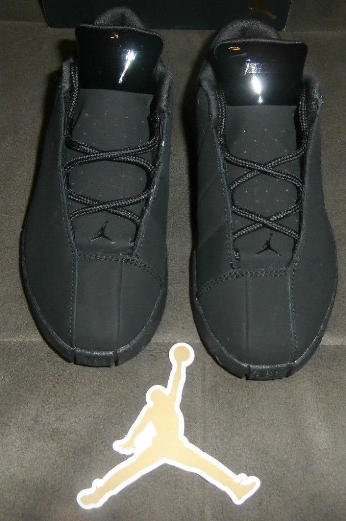 Jordan Infant Toddler Boys Shoes size 12.5.  Jordan TE 2 low. Black.
