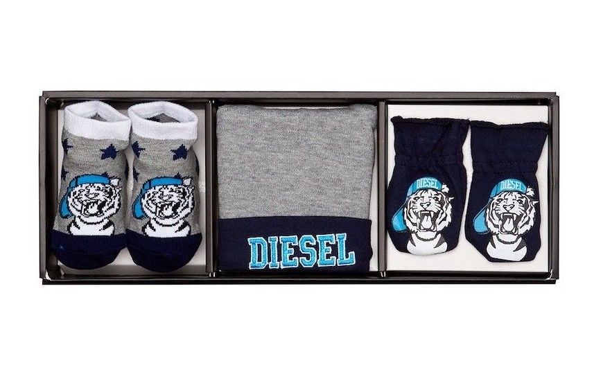 NEW Diesel Baby Boy Gray 3-PACK GIFT SET Cap Mittens & Bootie Size 0-6 Months