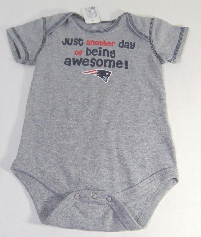 Infant Boys NFL Gray Patriots  Short Sleeve One-Piece Size 12 mnths  NWT