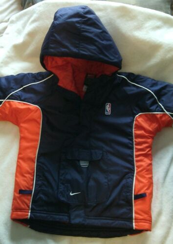 Toddler Nike/NBA  full zip / hooded jacket w pockets 24 M toddler boy  EUC