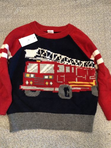 NWT Baby Gap Boy HOLIDAY red fire truck WINTER sweater 18 24 month 2 2T