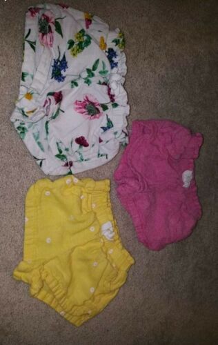 Baby girl OLD Navy Size 12-18 Month Shorts Lot Of 3 flowers pink yellow