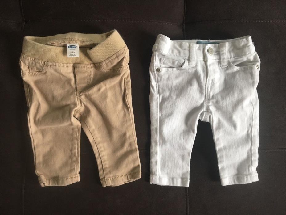 Lot of 2 Baby Girl Pants (Old Navy and Baby Gap) Size 3 Months