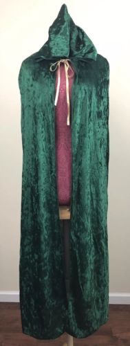 Urban CoCo One Size Cape Crushed Velvet Emerald Green Hooded Tie Neck Cosplay