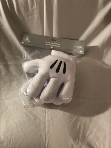 Disney Parks Mickey Mouse white plush Gloves
