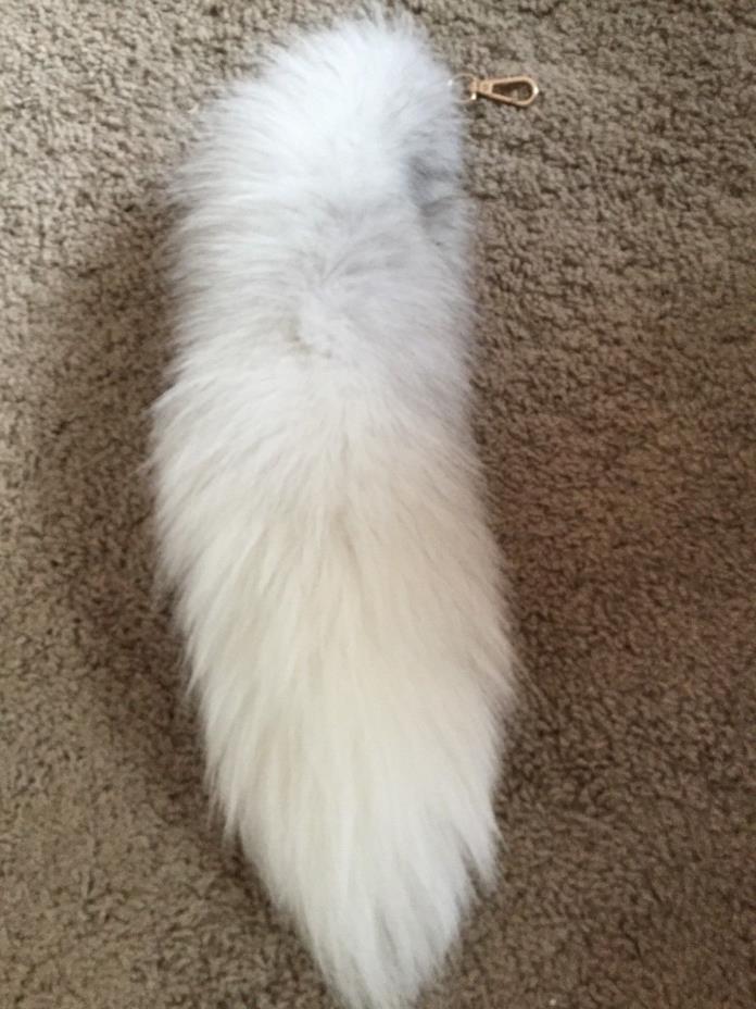 White wolf tail