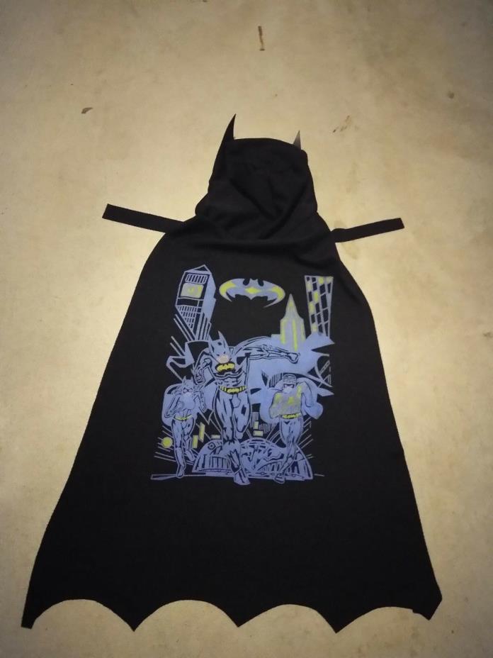 Rare Batman Mask with Connected Cape w/ Graphics Childs Costume