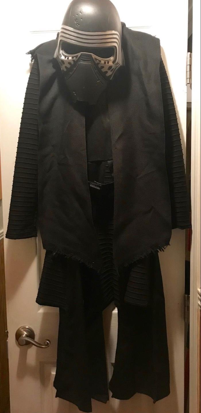 Disney Store Kylo Ren Star Wars Boy's Deluxe Costume Size 13