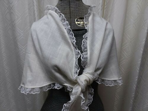 Bertha 1800's  White Linen Trimmed in Lace , Colonial for Costume